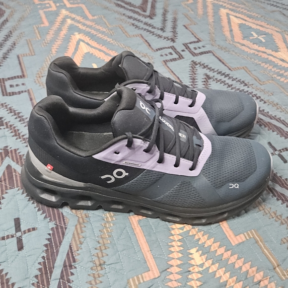 On‎ Cloudrunners. Waterproof